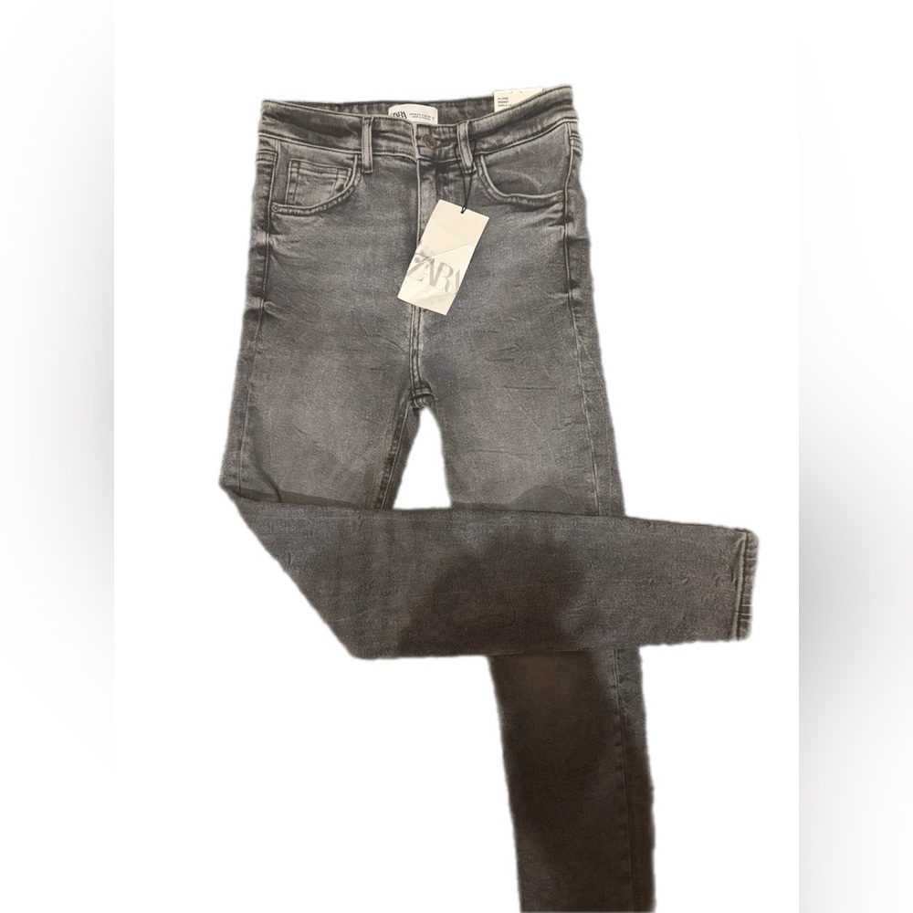 Zara Vintage Skinny Jeans – Gray Wash (NWT)